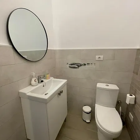 A Sunlit Haven, In Canarias